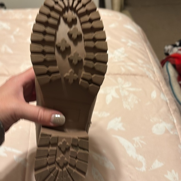 Mia Jody Chelsea Boot - Size 8.0 new never worn! - Picture 4 of 5